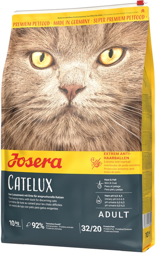 Josera Catelux Kattenvoer 2 kg verpakking met een kat op de voorkant en informatie over voeding.