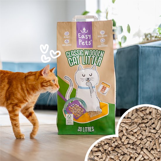 Easypets Houtkorrel Kattenbakvulling 20L - Biologisch Afbreekbare Houtkorrels met een kat en korrels in een schone omgeving.