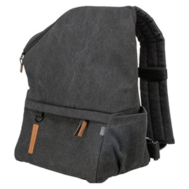 TRIXIE BE NORDIC HONDENTAS RUGTAS BJORN ZWART 35X20X40 CM in zwart met verstelbare schouderriemen.